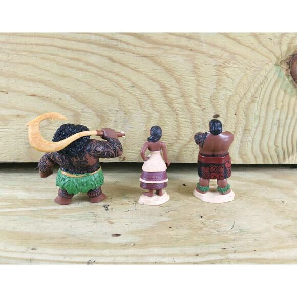 Disney Figures Lot of 5 Princess Moana Family Maui Moana Chief Tui Te Ka Lava - Picture 5 of 9